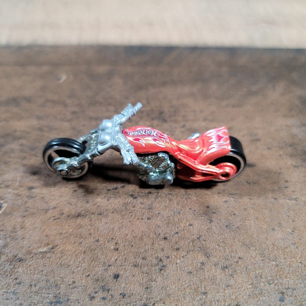 Hot Wheels Blast Lane Custom Chopper Motorcycle Diecast